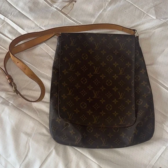 Louis Vuitton Brown Monogram Shoulder Bag - Picture 1 of 12